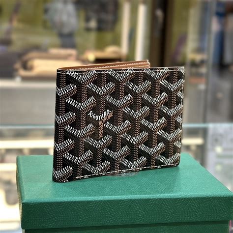 goyard bifold wallet price paris|goyard victoire wallet price.